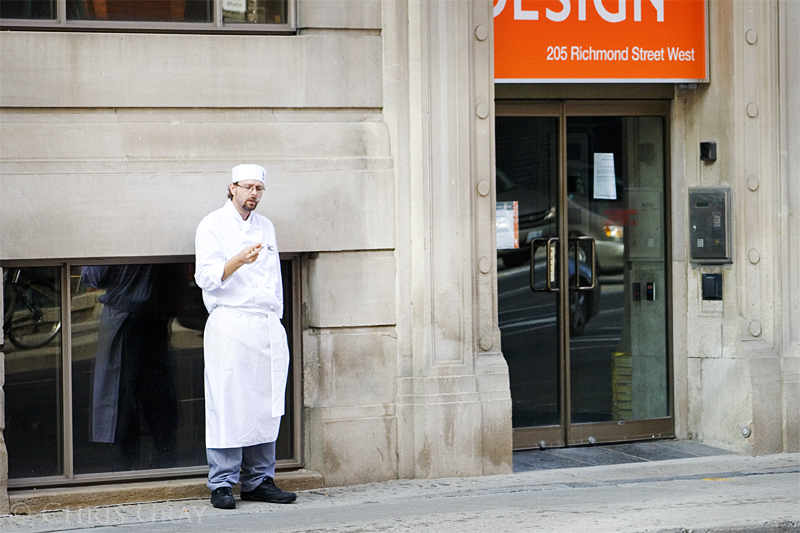 Smoke Break on Richmond.jpg